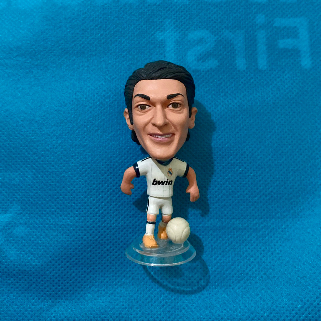 Figure pemain bola kodoto Ozil Real Madrid