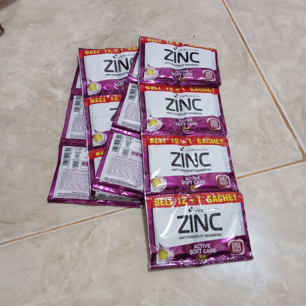 Shampoo Zinc Promo  Per 1 Renteng 12+1 (13 Sachet) Ungu Active Soft Care Anti Dandruff Silk Deo Acti