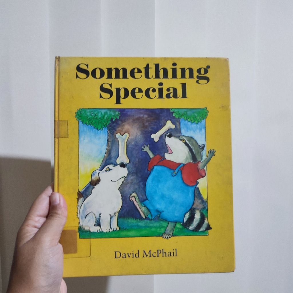 buku anak vintage Something Special" karya David McPhail 1988 preloved