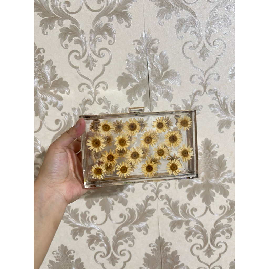 Zara Daisy Acrylic Bag - Tas Akrilik Wanita