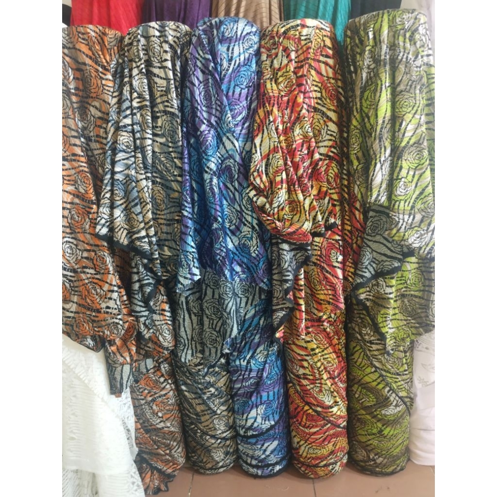KAIN/BAHAN BRUKAT ANTIK BAHAN HALUS, LEMBUT MOTIF TERBARU