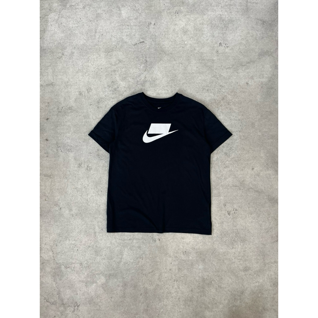 NIKE NSW SECOND