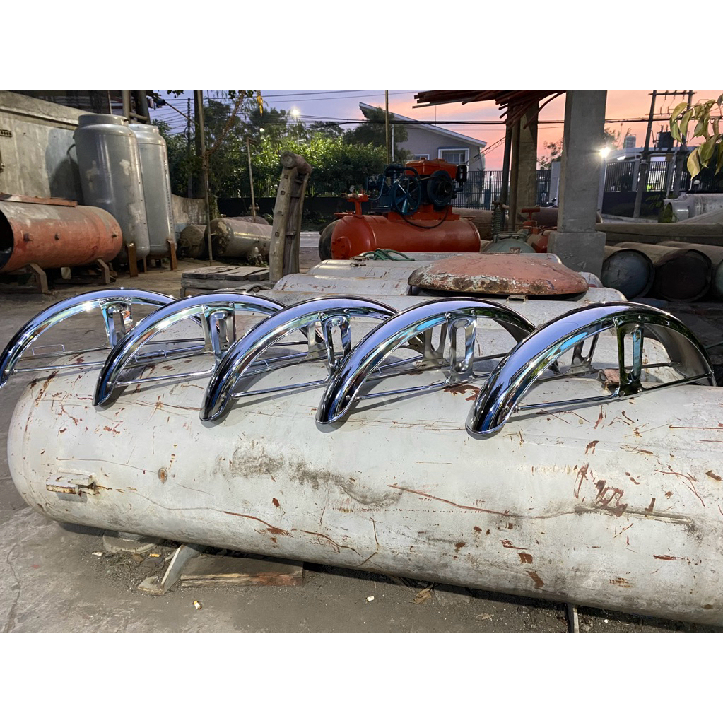 SPAKBOR DEPAN  CB 125 CHROME SEPAKBOR SLEBOR SELEBOR KNZ P:58.5cm cocok buat psp atau konsep lama 79