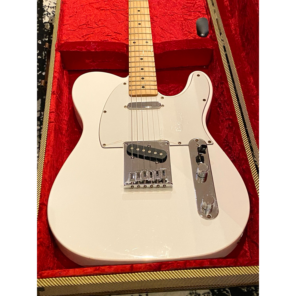 Squier Affinity Series  Telecaster Arctic White