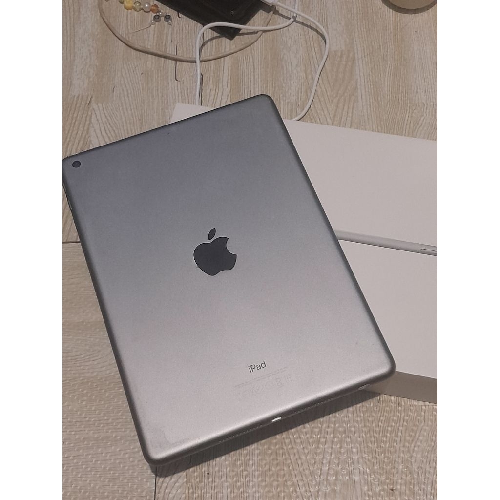 second ipad gen 5th wifi only 32gb ex inter