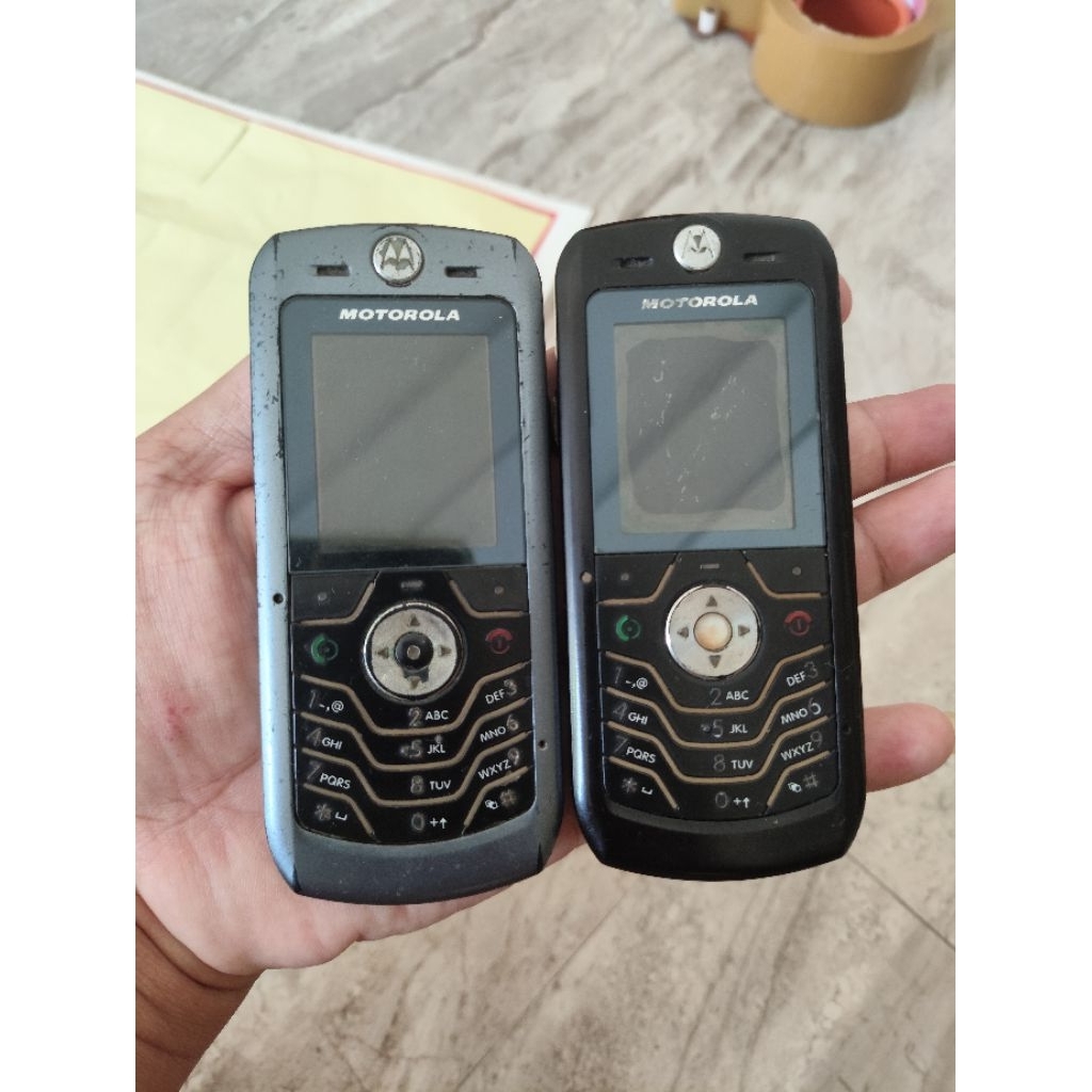 Motorola L6 & L6i Bahan Servis