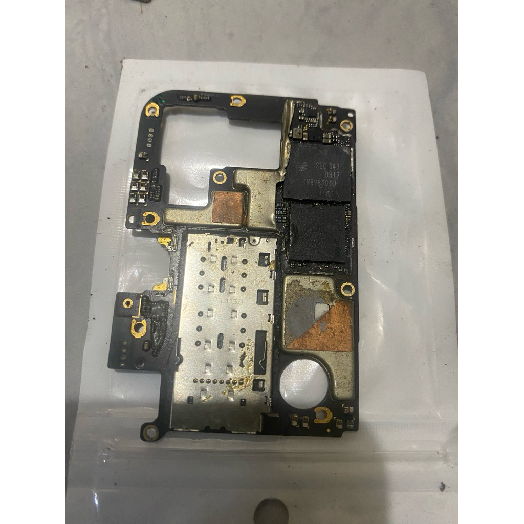 CPU + UFS 8/128 OPPO Reno 5 4G auto on