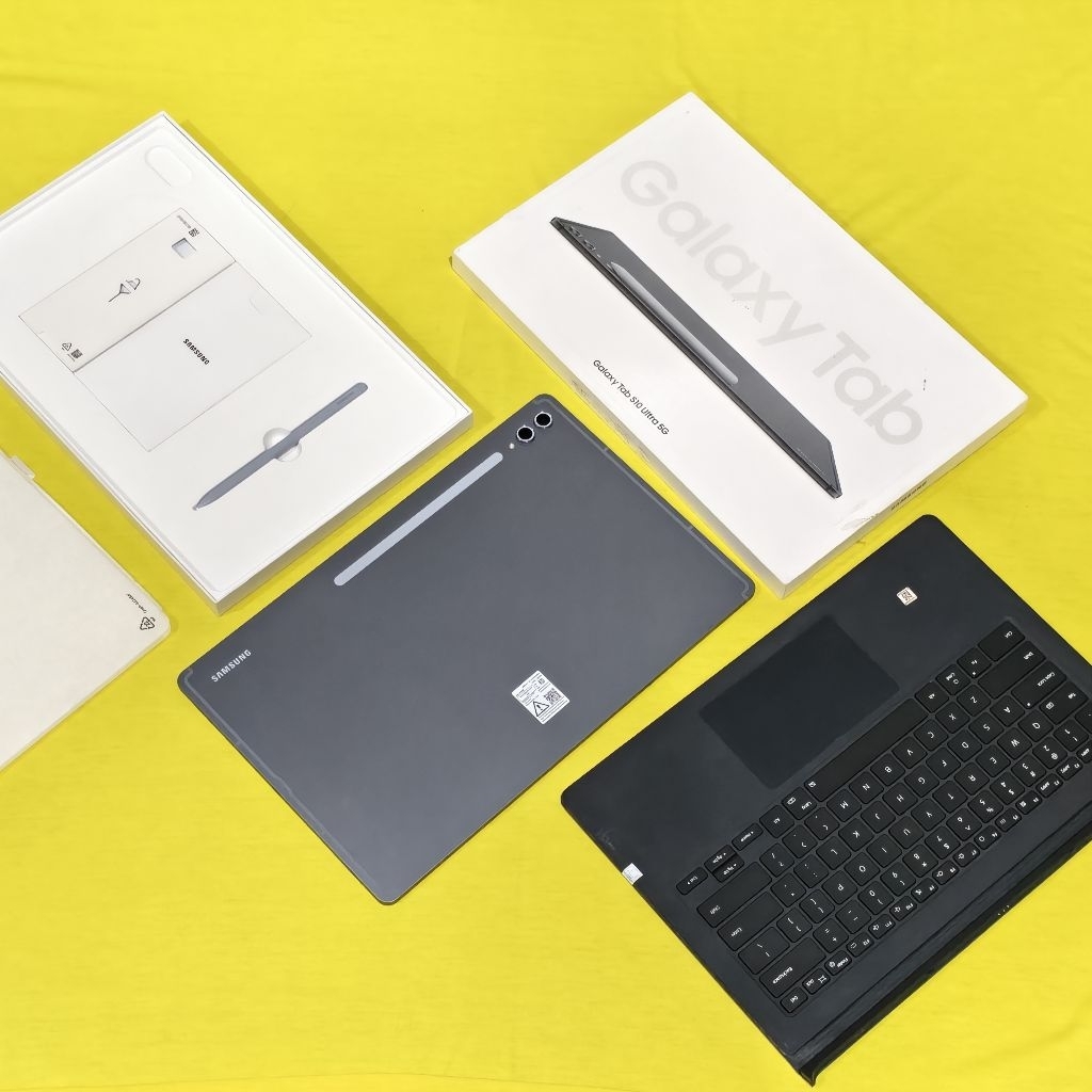 SAMSUNG TAB S10 ULTRA 5G 12/256GB + Keyboard second preloved Terawat original