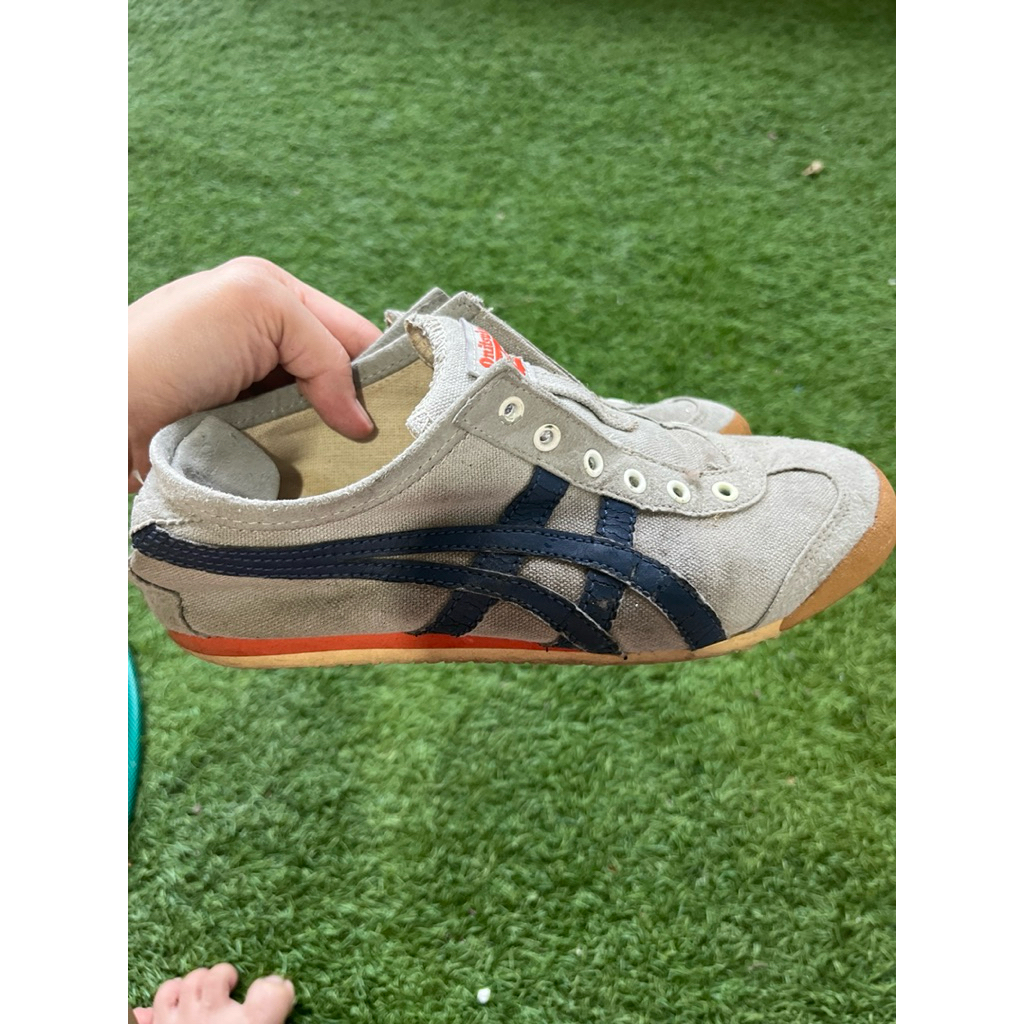 Sepatu onitsuka original preloved