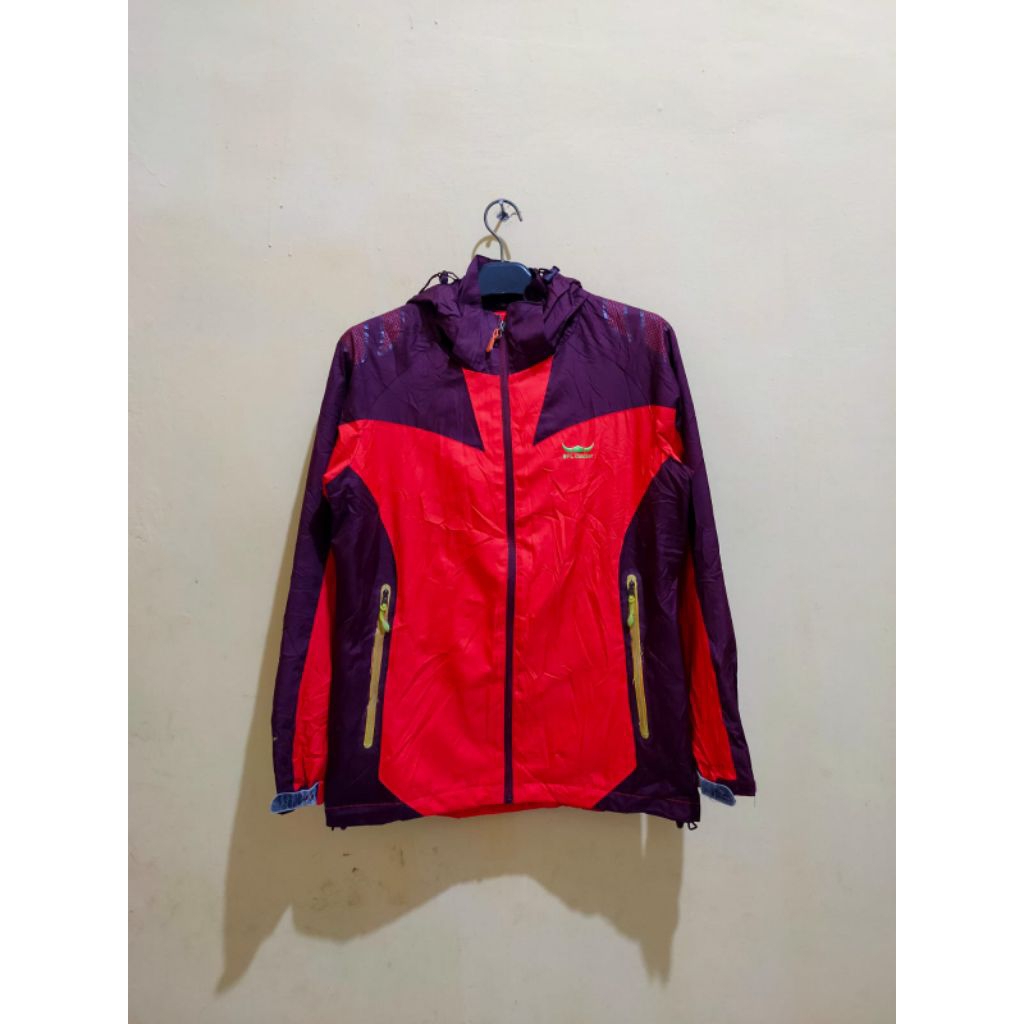 JAKET OUTDOOR BFL