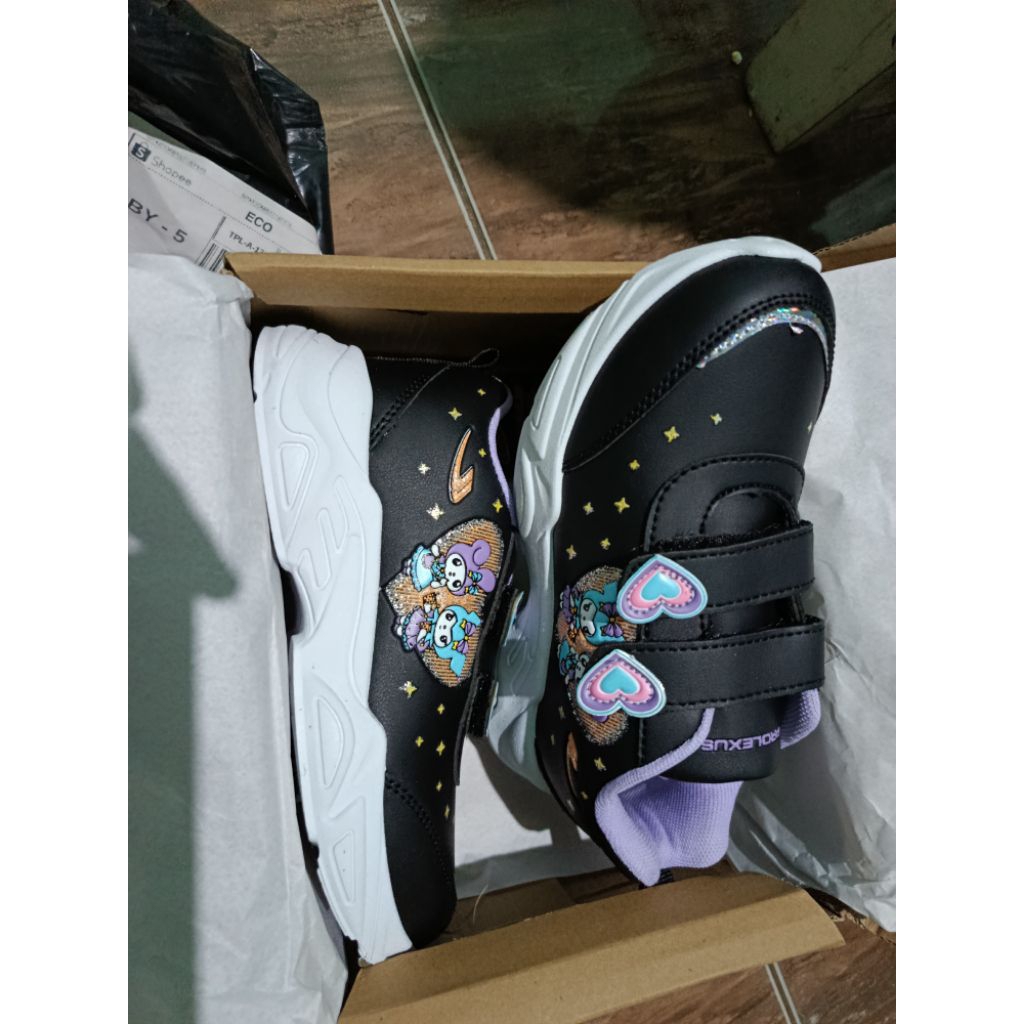sepatu lexus by new era