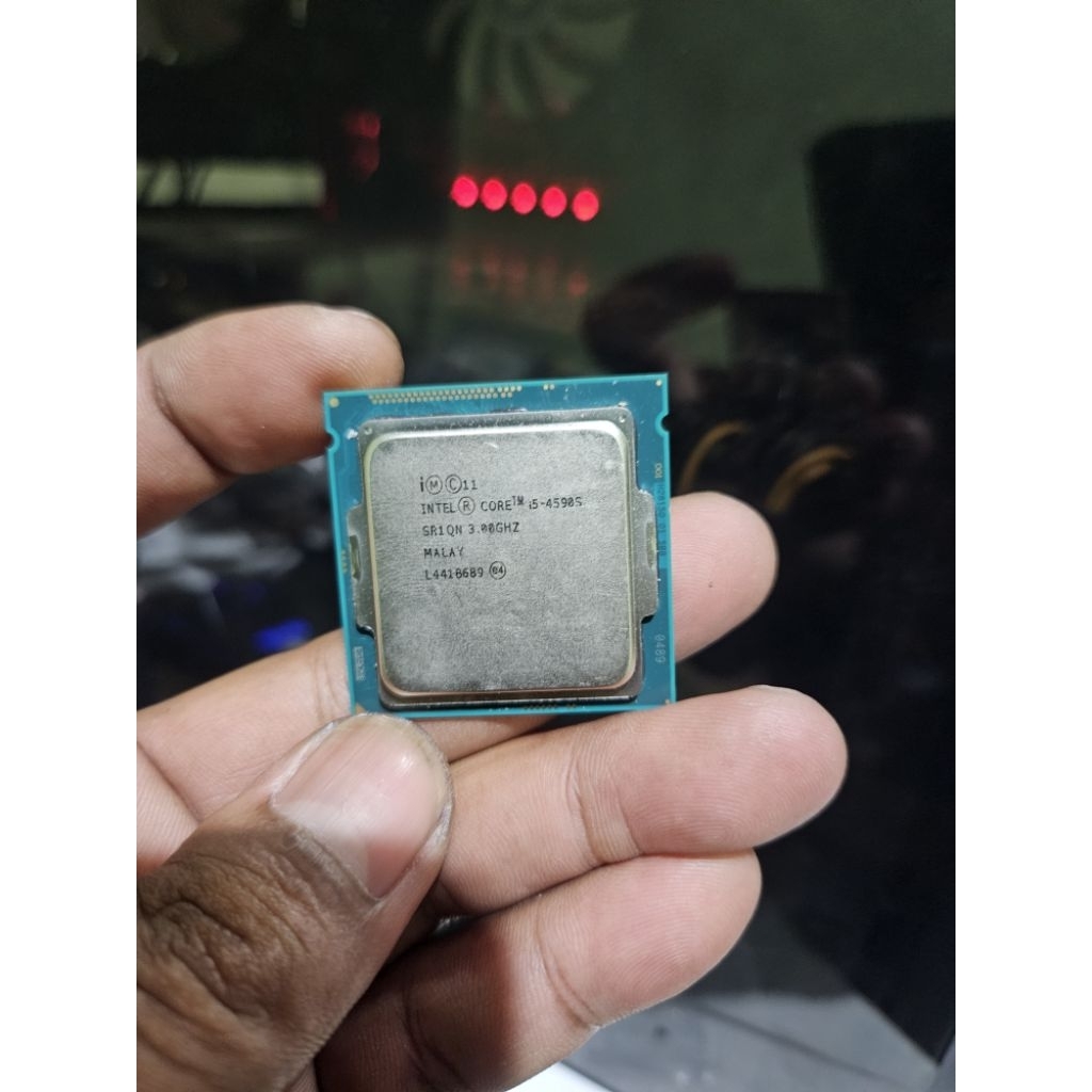 prosesor intel i5-4590S.3.00ghz