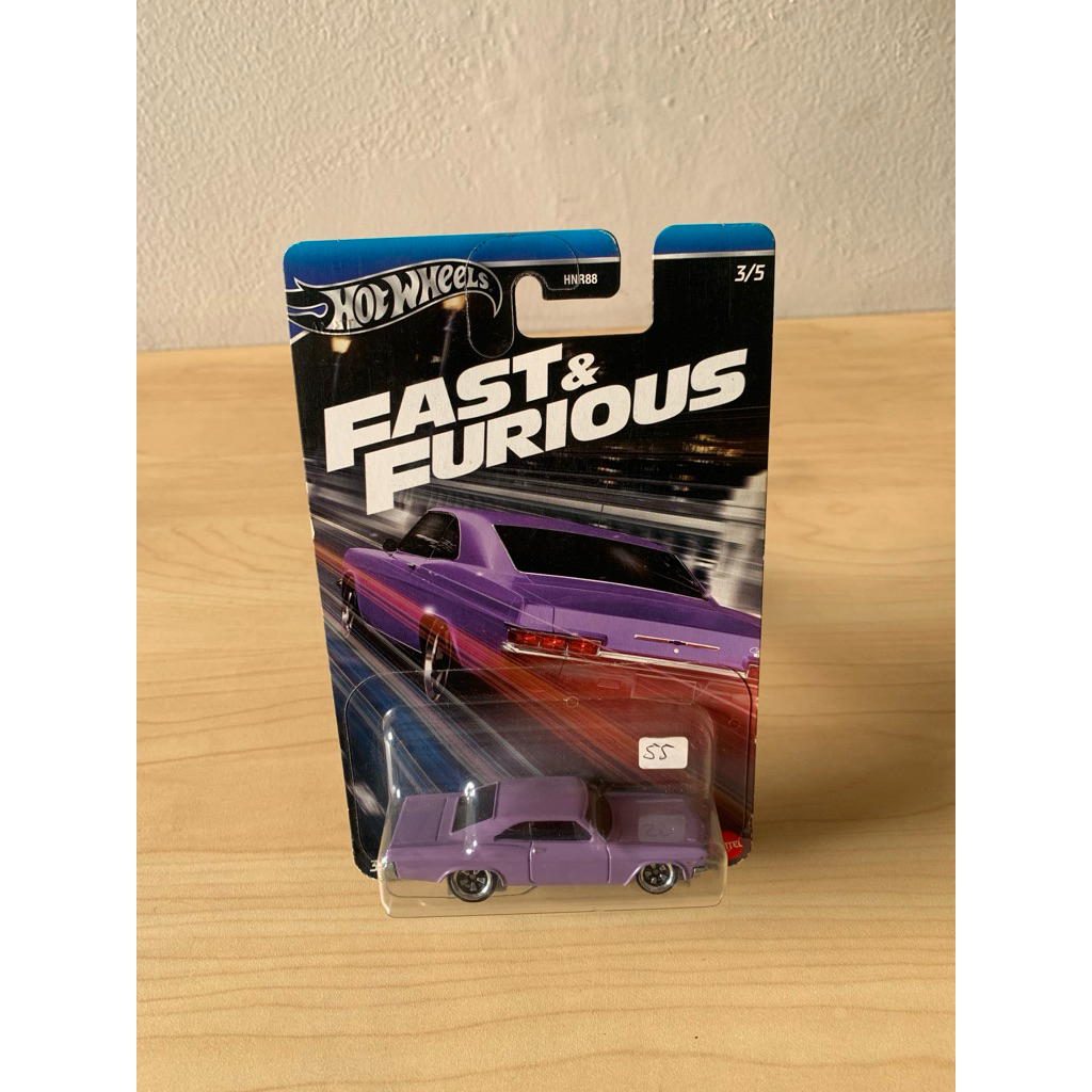 hot wheels ff 1966 chevy impala ungu