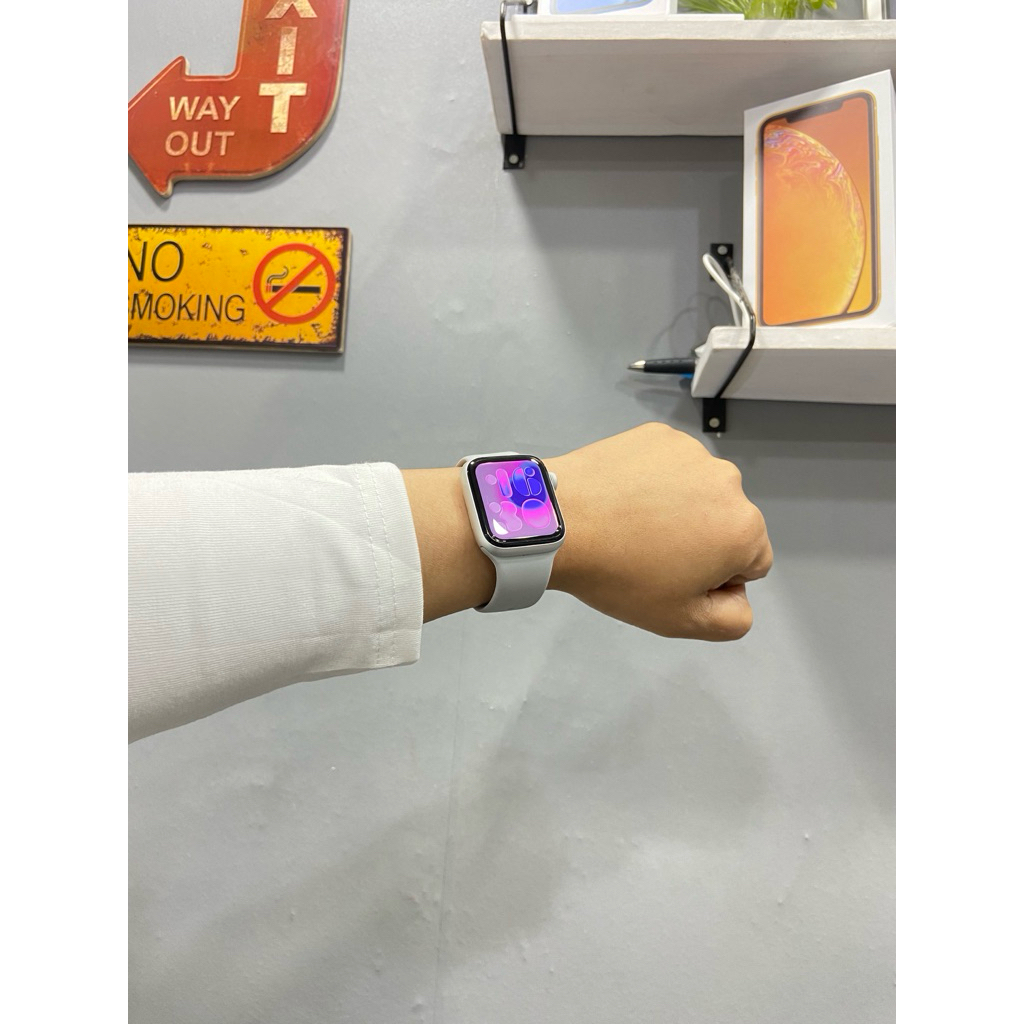 Second iWatch Series 6 40mm