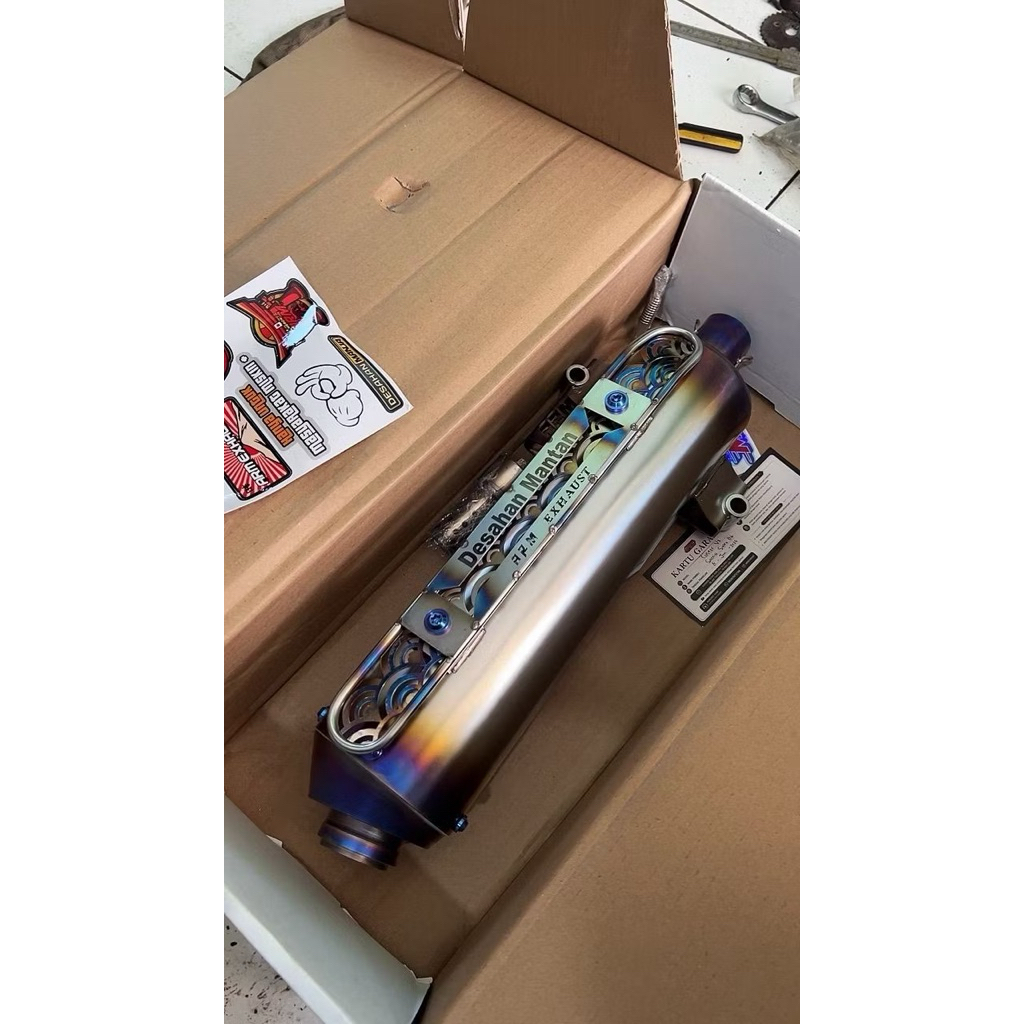 Knalpot ARM LUSTER V2 Vario 125/150 New