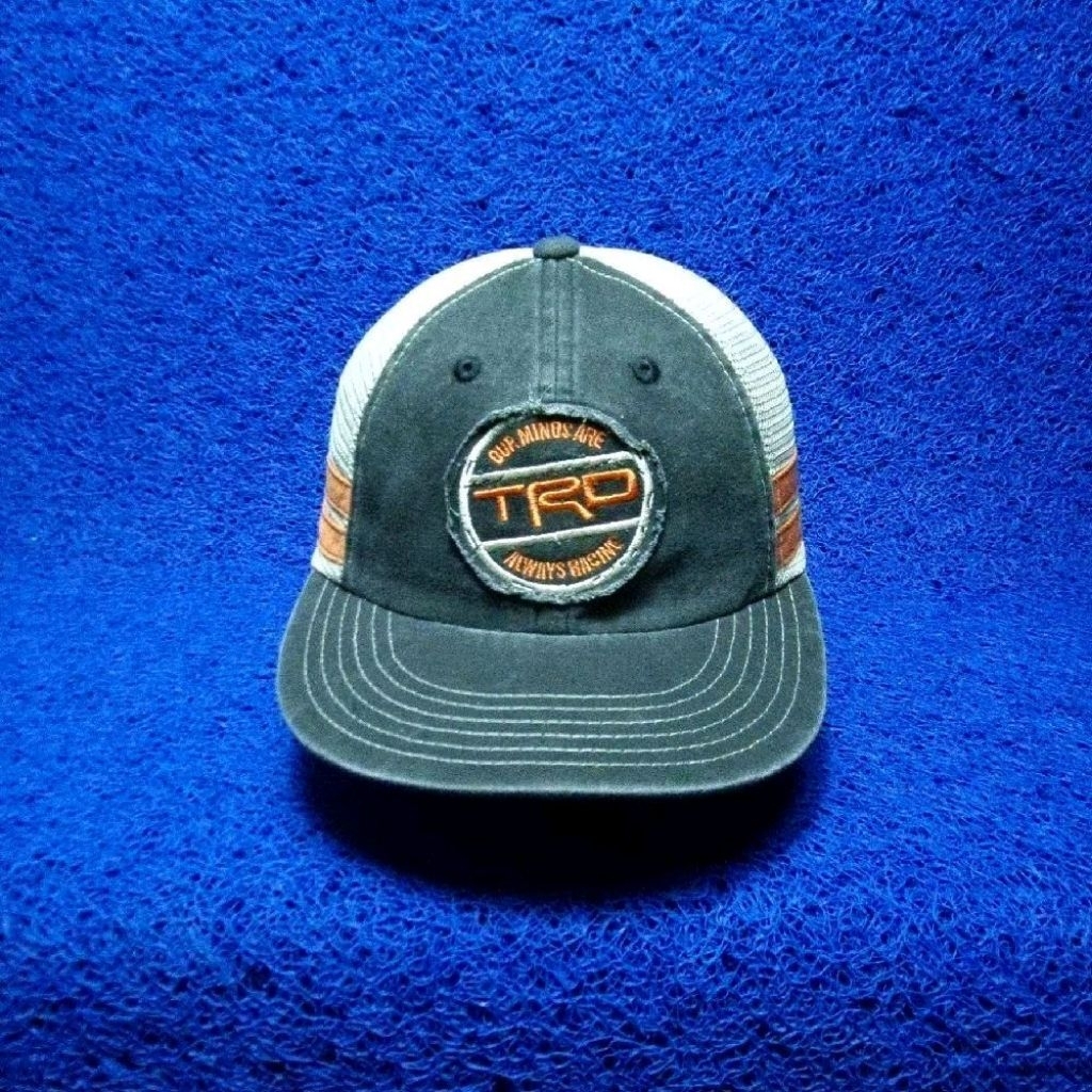 topi TRD toyota racing trucker
