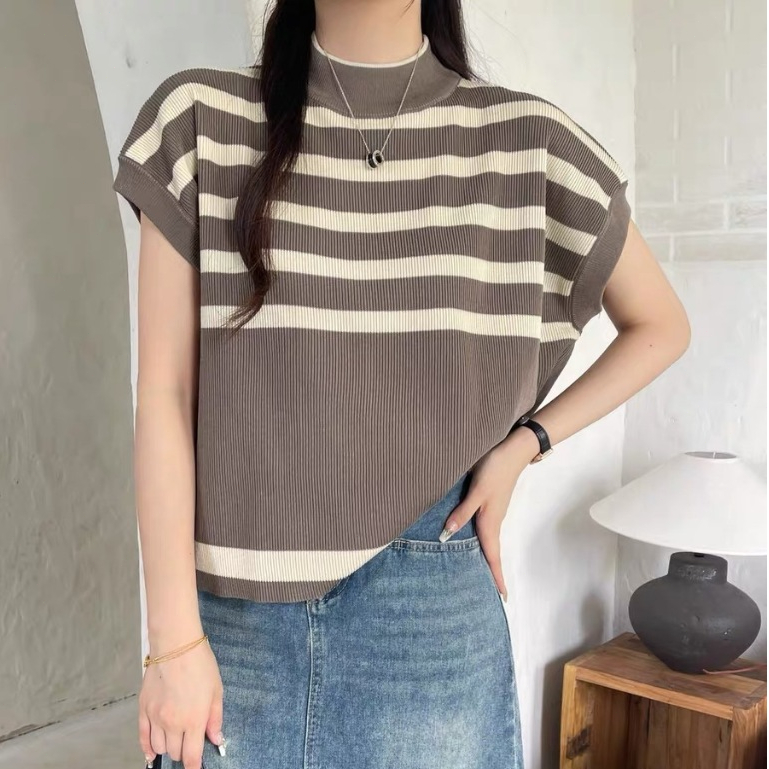 Mizee Atasan Rajut Wanita Big Size Motif Garis Turtle Neck Batwing Sleeve Oversize Knitted Top V721
