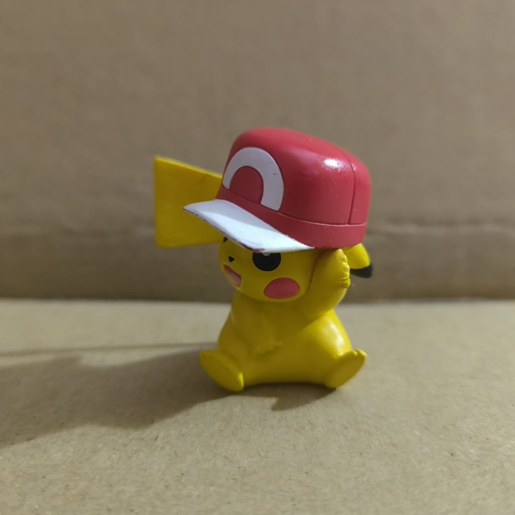 Pokemon Pikachu Ash hat tomy moncolle rare