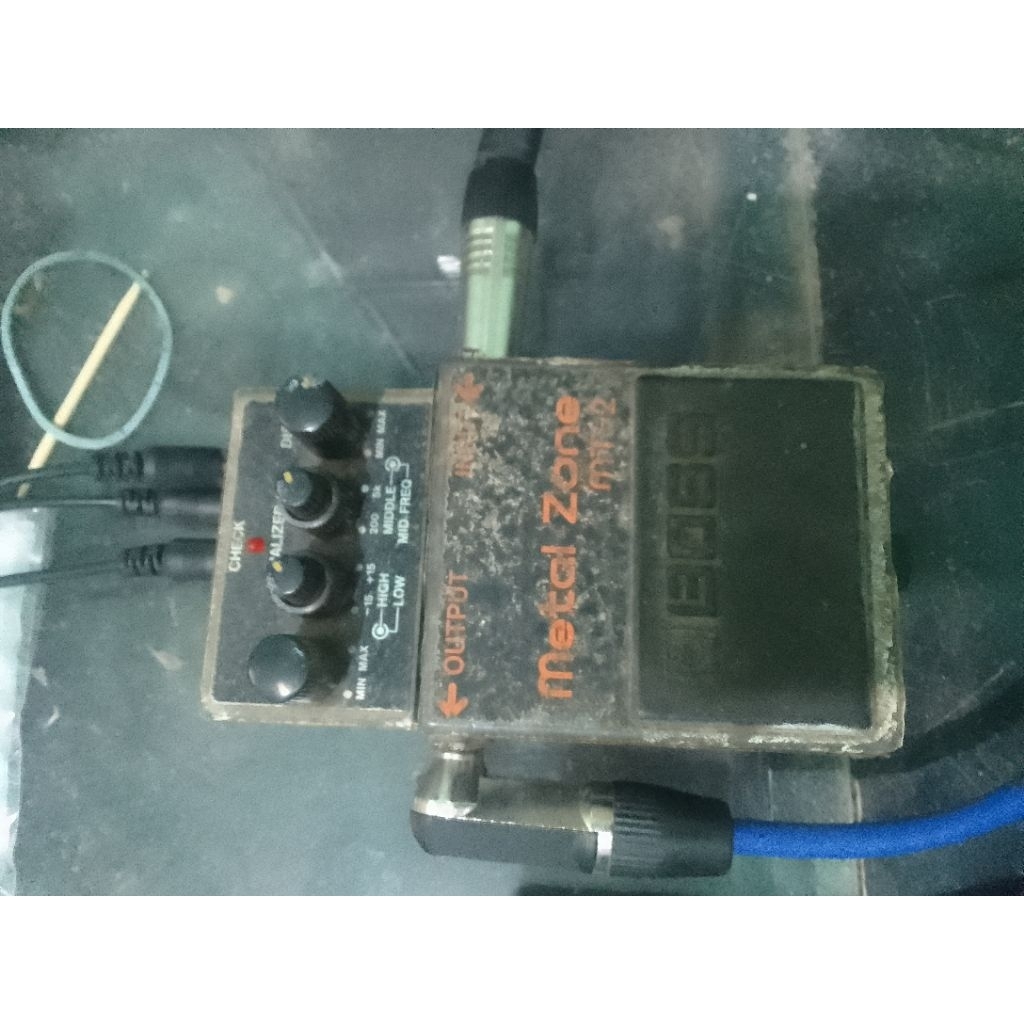 efek gitar metal zone