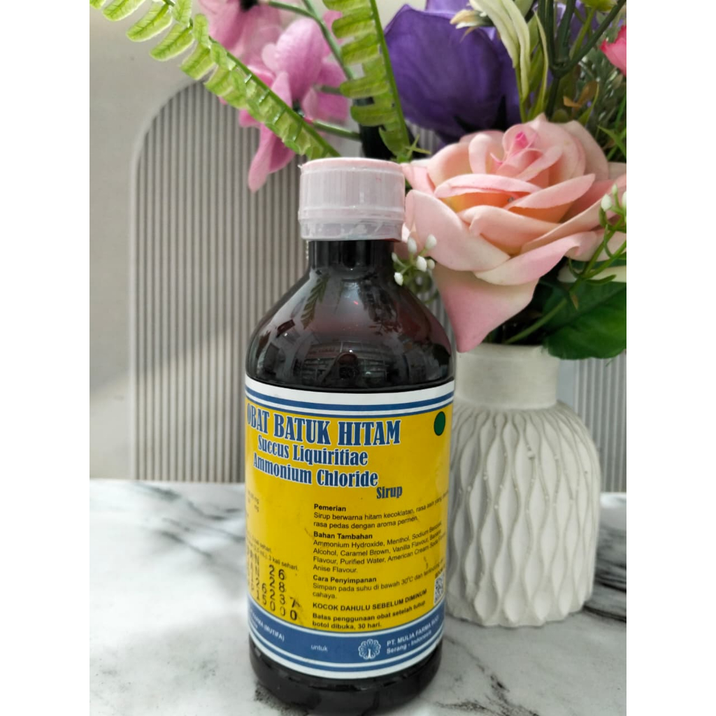 OBH MERAK 300ML / OBAT BATUK HITAM CAP BURUNG MERAK - Obat Batuk Berdahak