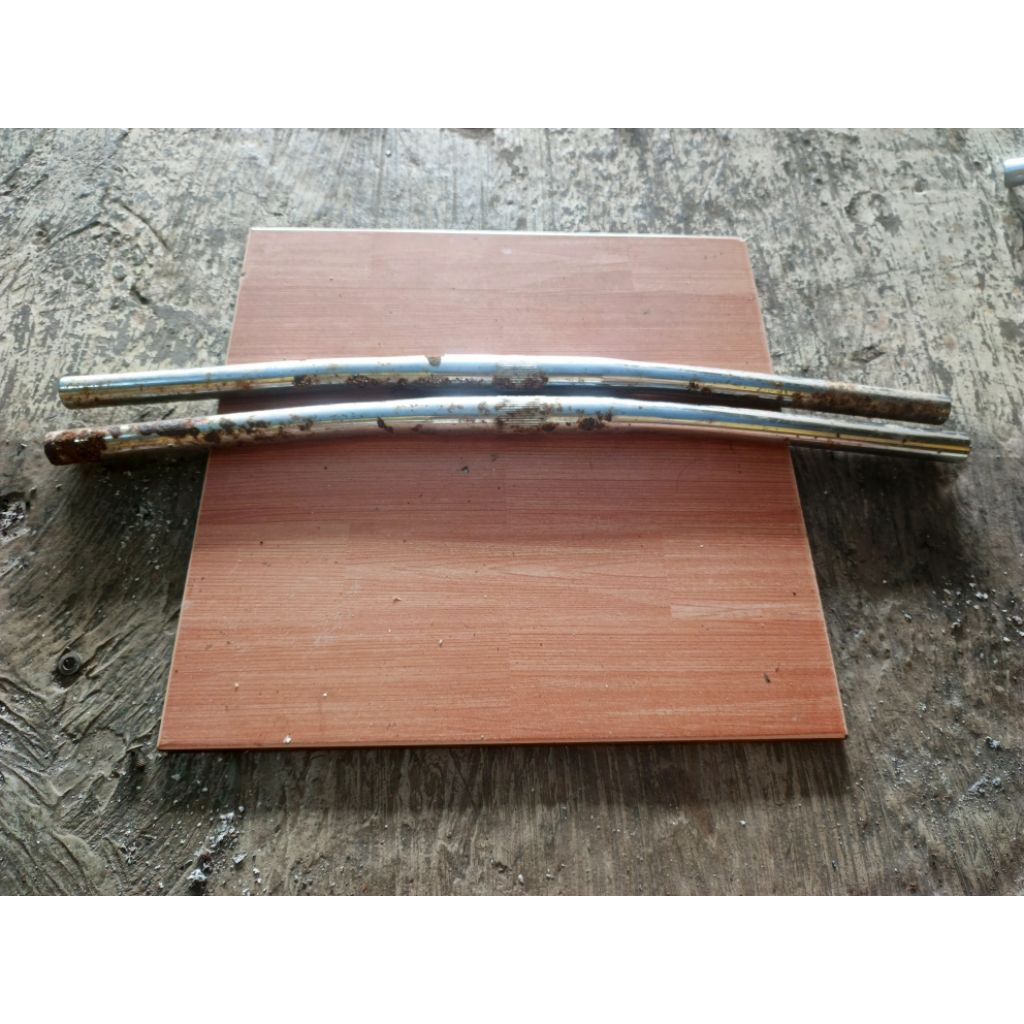 stang mtb bahan besi model lurus panjang 55 nos minus karat