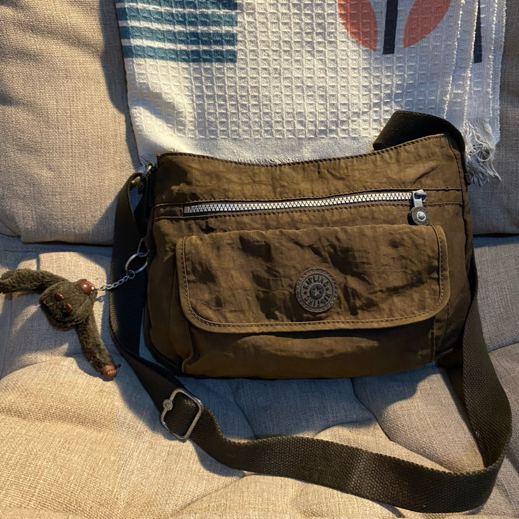 Preloved tas Kipling sling bag original