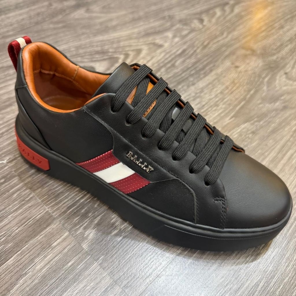 sepatu sneaker Bally sepatu sneakers pria kulit