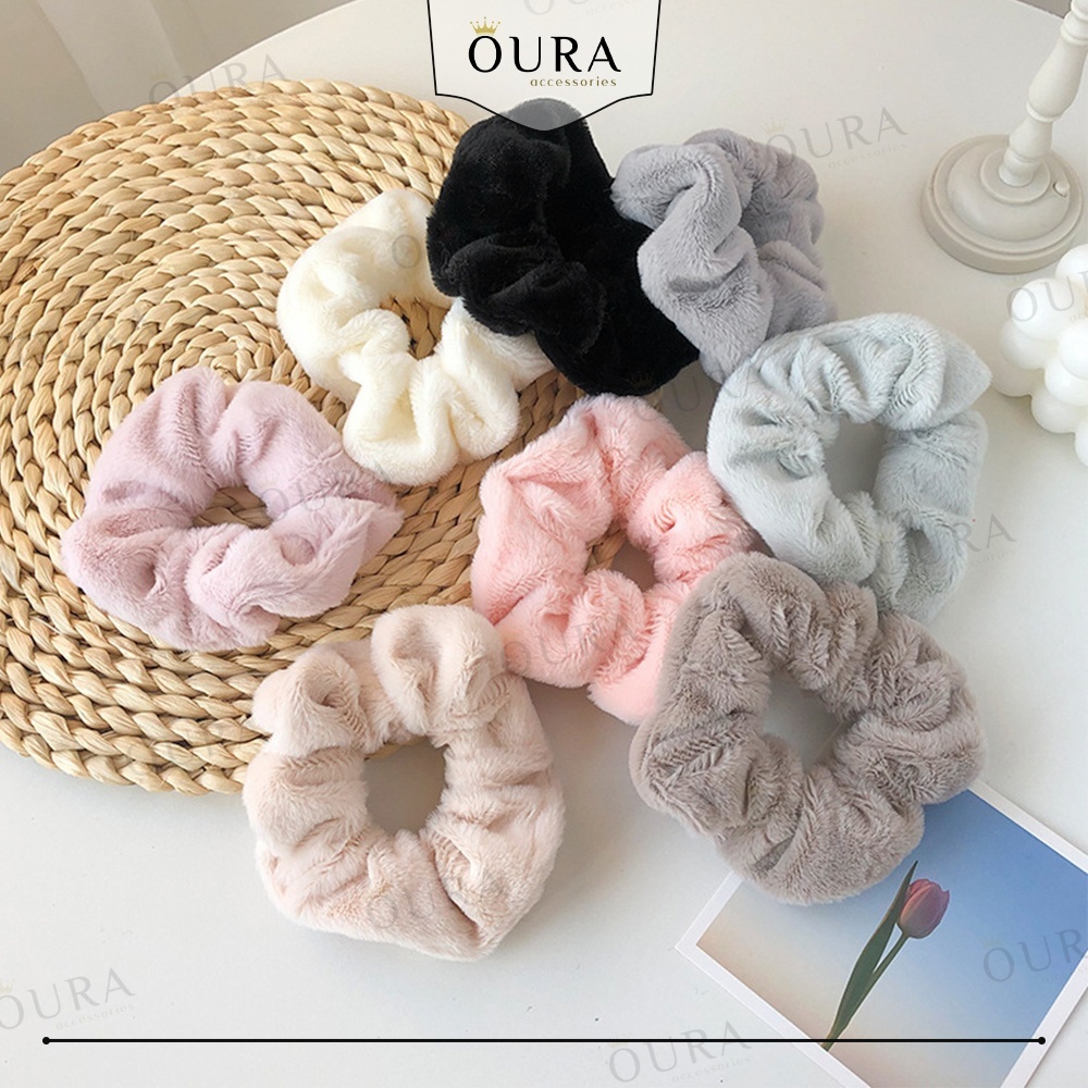 Scrunchie Bulu Halus Motif Polos Ikat Rambut Korea Aesthetic Kunciran Cepol Rambut Korean Hairband