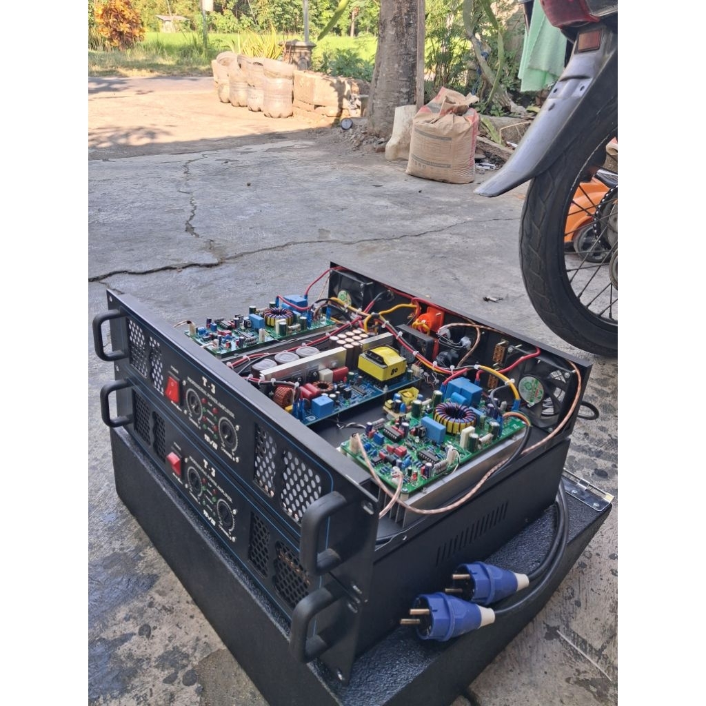 power class d 2kw d1k5 stereo smps 25A siap hajatan