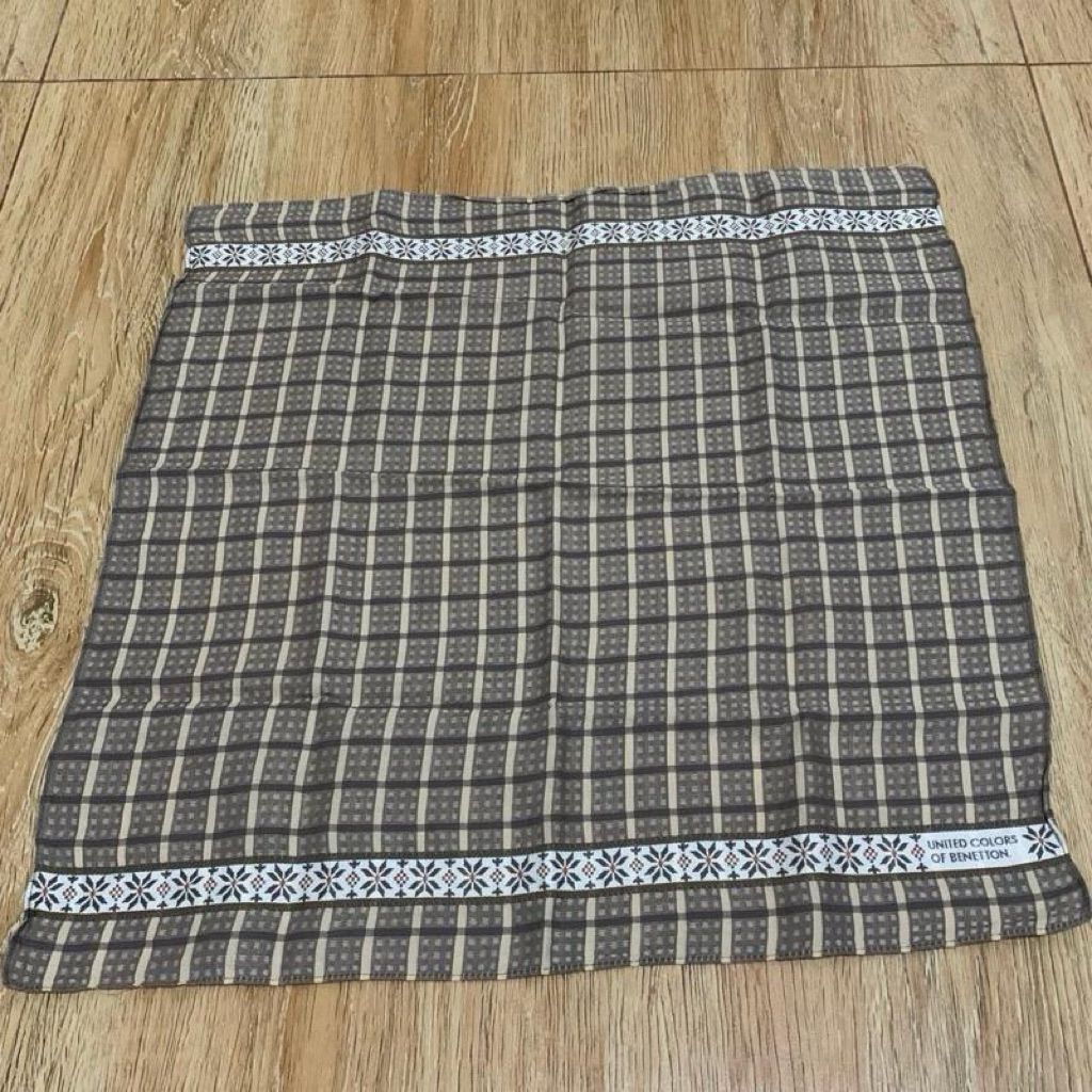 Saputangan Pria Motif Kotak Kotak Katun Sangat Lembut Very Soft Cotton Import 45 cm x 45 cm