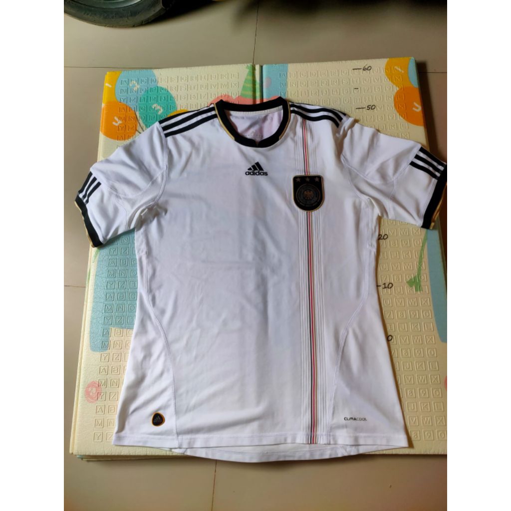 Jersey_bola_Jerman_2010