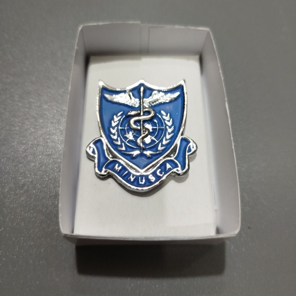 brevet wing pin kesehatan minusca