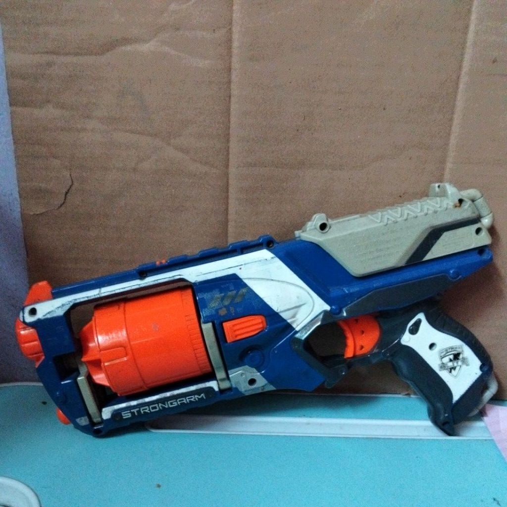 NERF STRONGARM