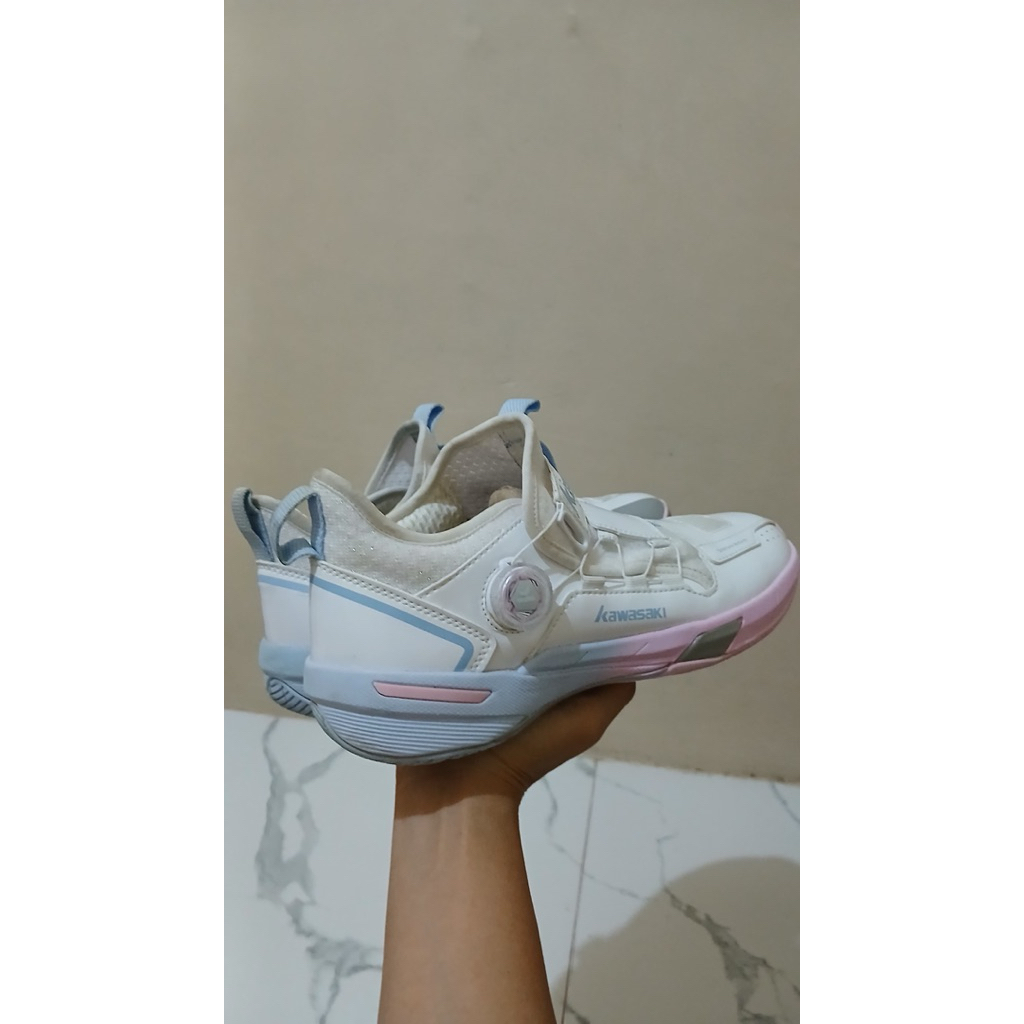 SEPATU BADMINTON KAWASAK BOA (size 42)