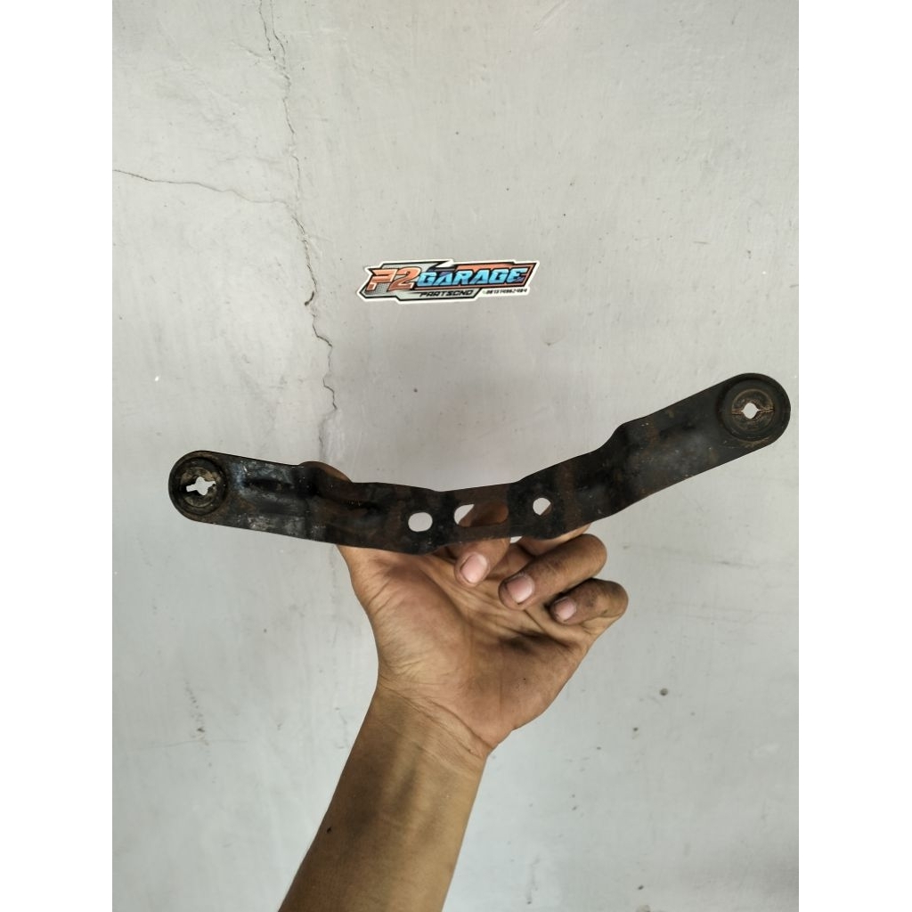 Bracket pangkon dudukan klakson yamaha rxz rzr original