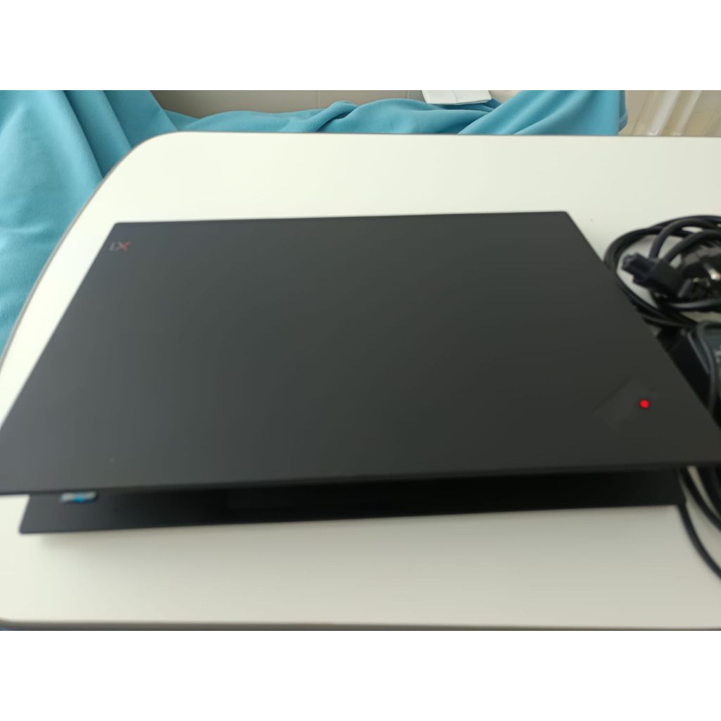 lenovo thinkpad x1 carbon gen 6, intel core i5-8350u gen 8.