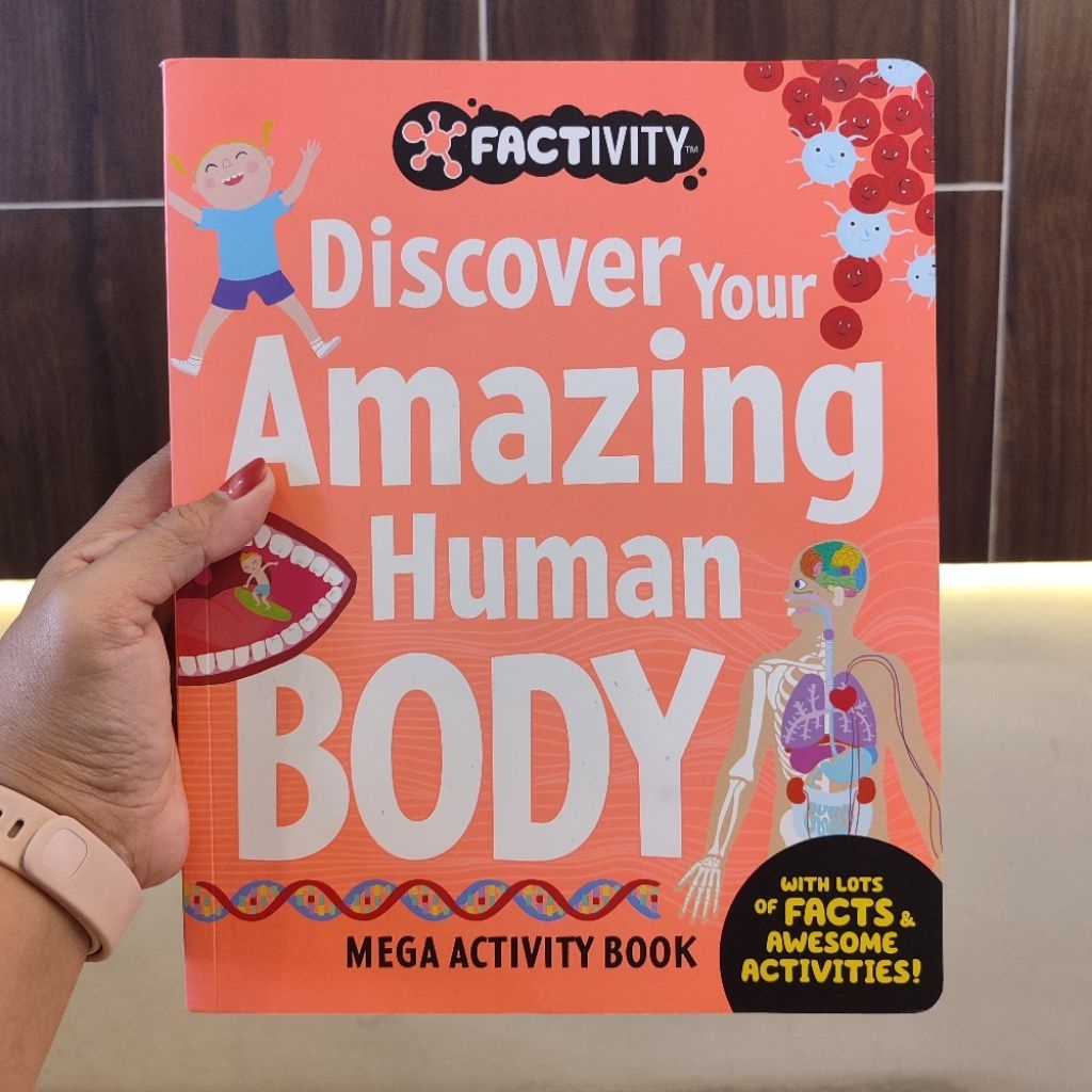 BIG BAD WOLF BOOKS • FACTIVITY MEGA ACTIVITY BOOK : DISCOVER YOUR AMAZING HUMAN BODY - BUKU AKTIVITA