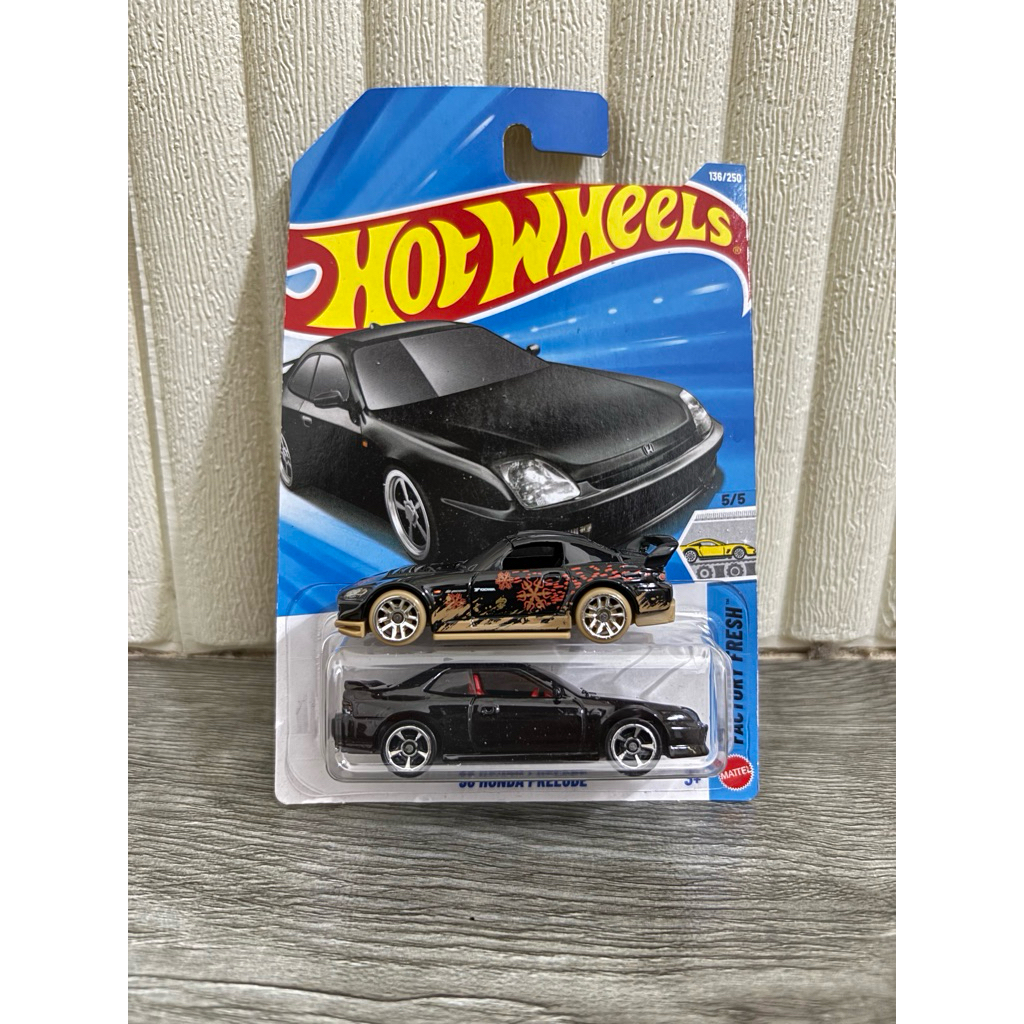 Hotwheels Honda Prelude + loose s2000