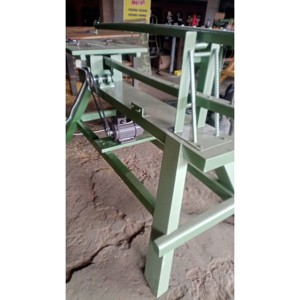 mesin gergaji ukir/gergaji bobok kayu/ scroll saw siap pakai