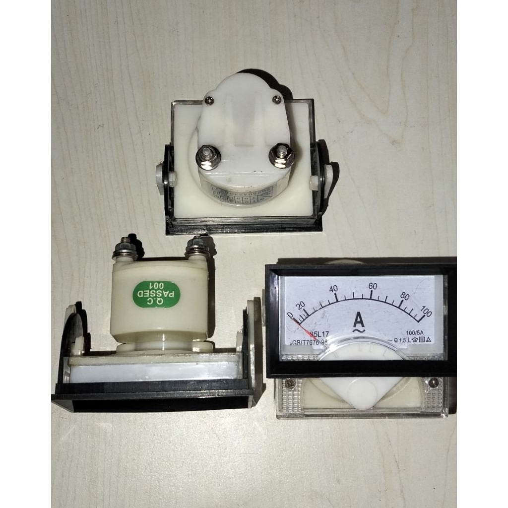 AMPERE METER ANALOG 85L17 100A BEKAS COPOTAN