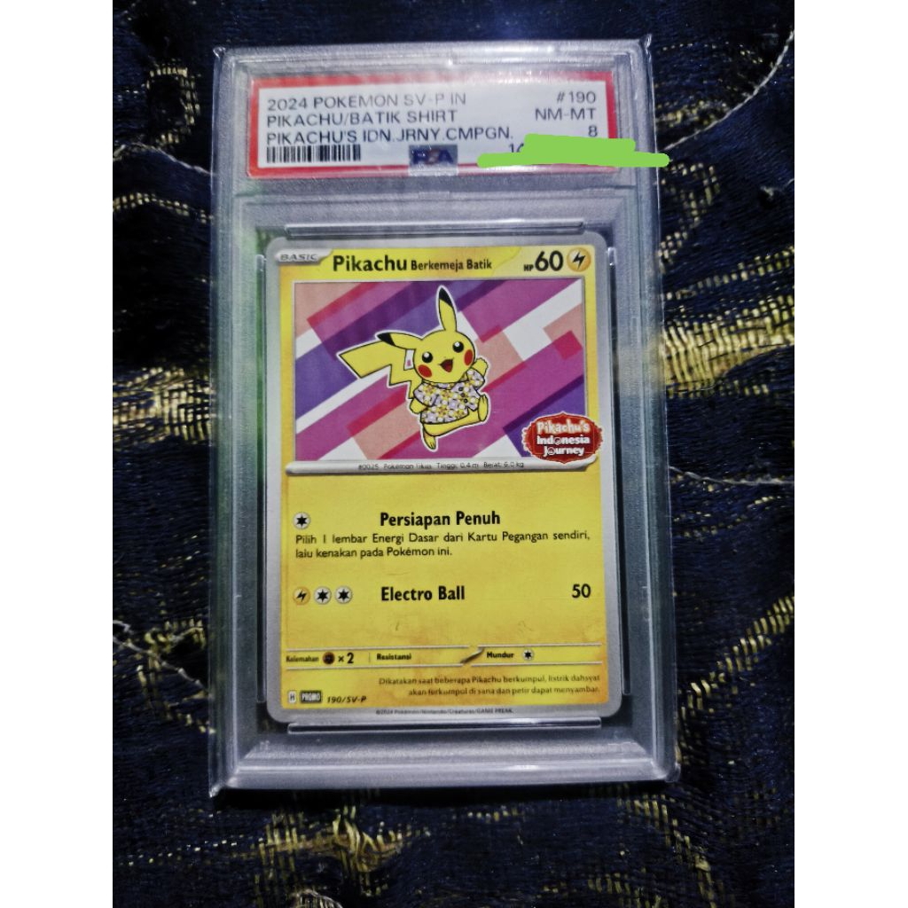Pikachu berkemeja Batik PSA 8