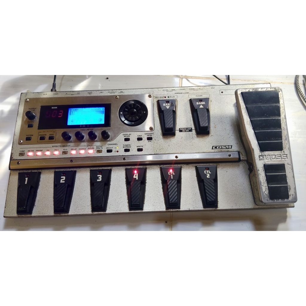 efek gitar boss  gt-10