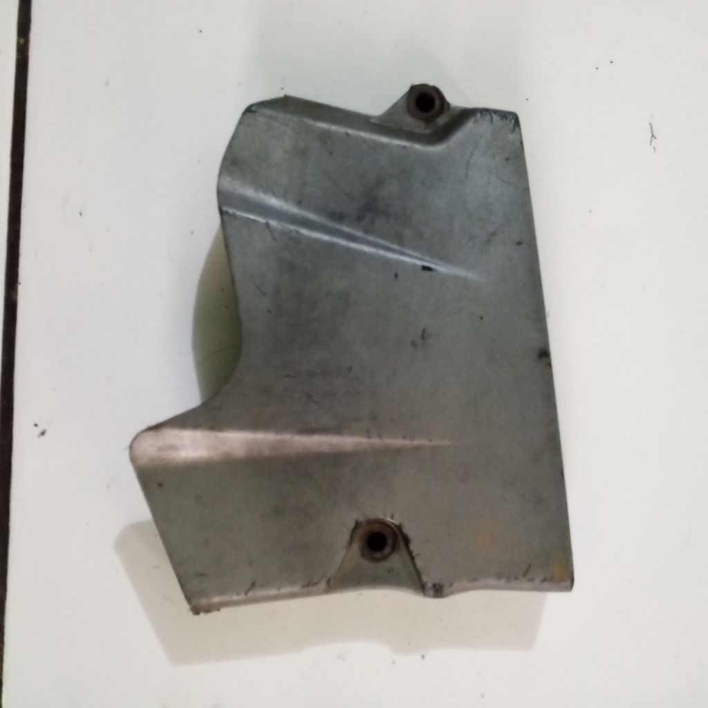 tutup gir depan Suzuki smash