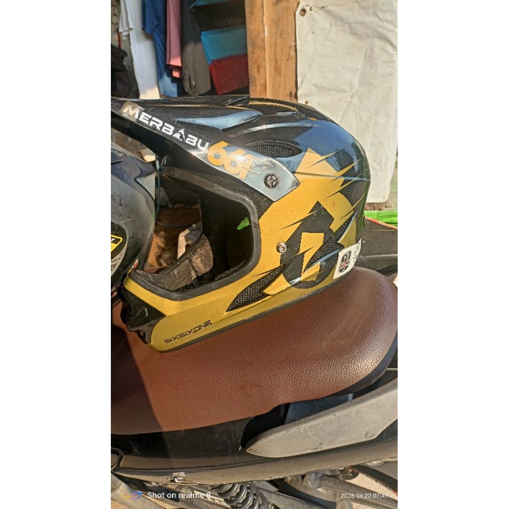 helm sixsixone
