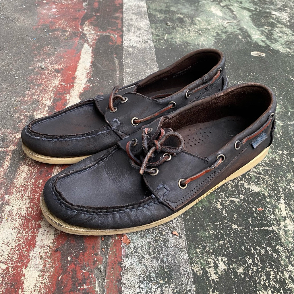 Sebago portland docksides boat