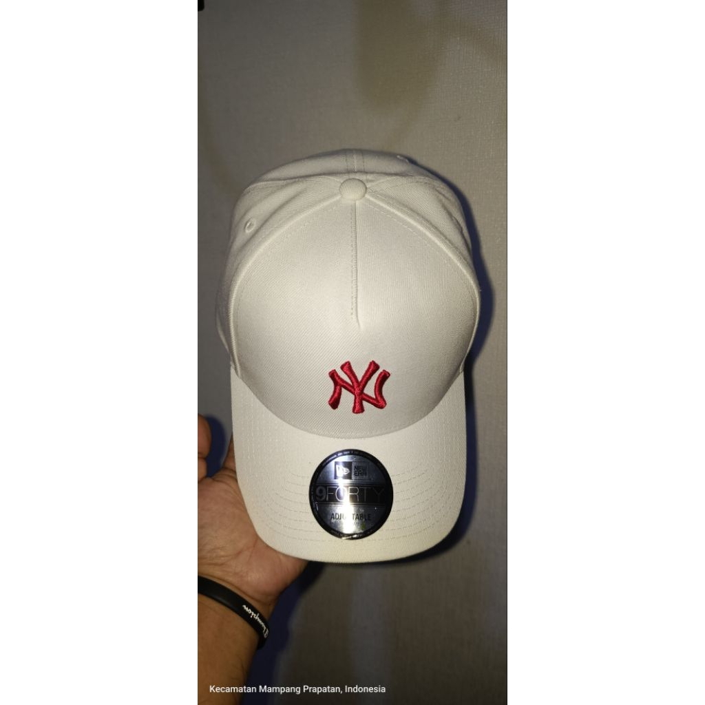 Topi New Era NY 9forty AFrame