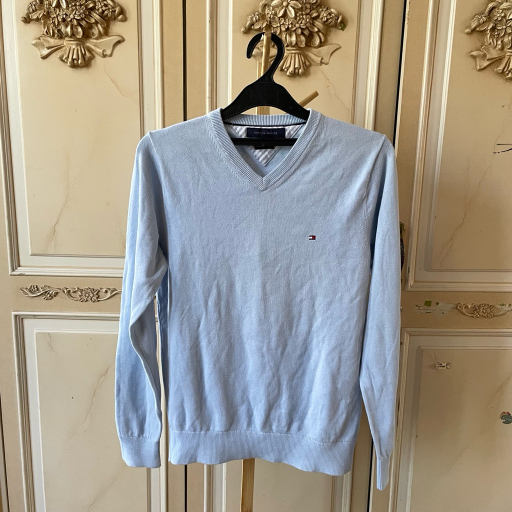 Sweater Knit Rajut Wanita Warna Soft Blue Size XS Brand Tommy Hilfiger