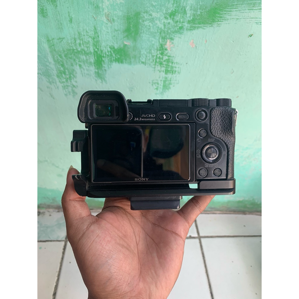 Kamera Sony A6000 Bekas