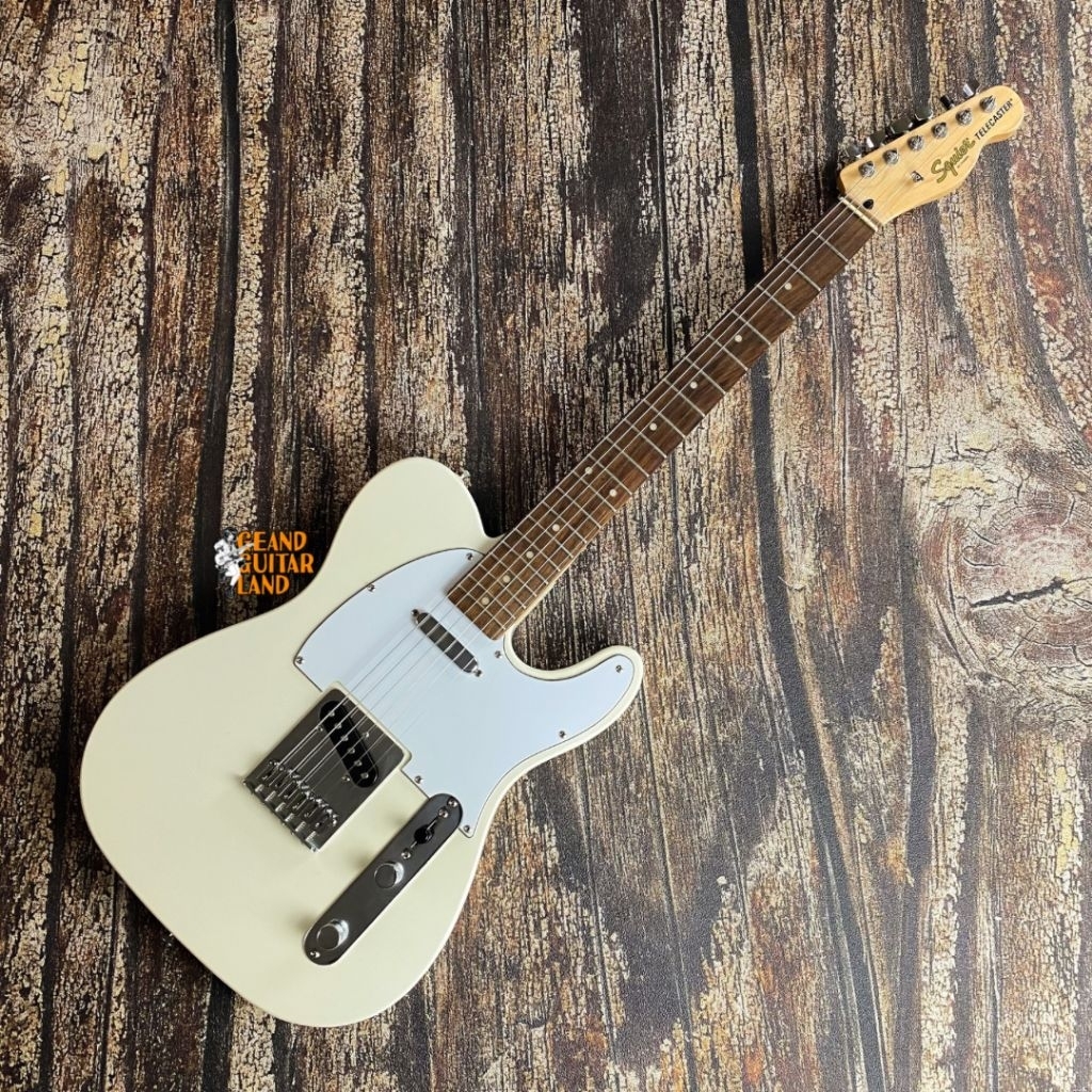 Squier Affinity Telecaster Electric Guitar in Olympic White