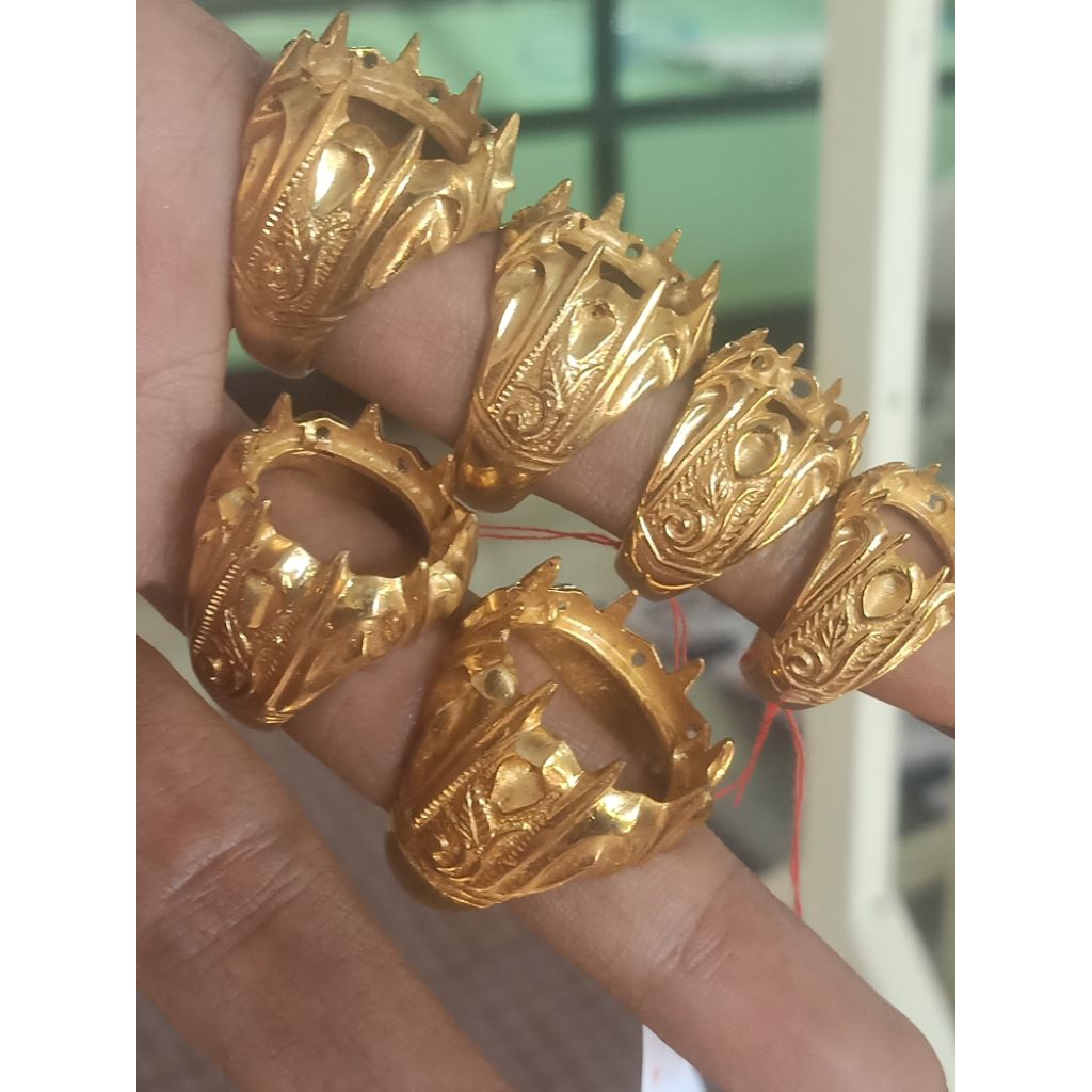 ring ukir Bali klasik